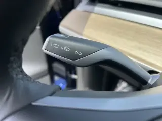 Tesla Model Y 2022 AWD Long Range 4dr Crossover