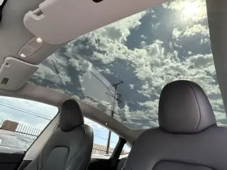 Tesla Model Y 2024 AWD Long Range 4dr Crossover