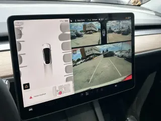 Tesla Model Y 2024 AWD Long Range 4dr Crossover