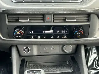Nissan Rogue 2023 SV 4dr Crossover