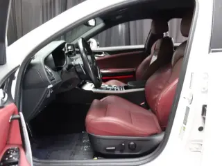 Kia Stinger 2019 GT 4dr Sedan
