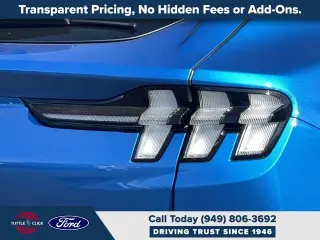 Ford Mustang Mach-E 2026 Select 4dr SUV