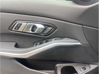 BMW 3 Series 2019 330i 4dr Sedan