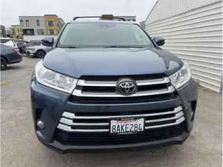 Toyota Highlander 2017 AWD XLE 4dr SUV