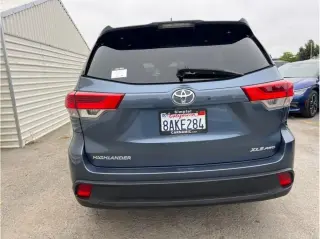 Toyota Highlander 2017 AWD XLE 4dr SUV