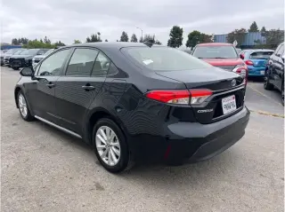 Toyota Corolla Hybrid 2024 SE 4dr Sedan