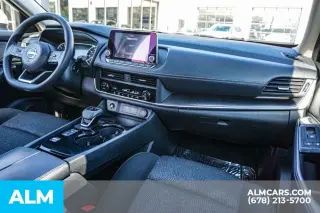 Nissan Rogue 2024 SV 4dr Crossover