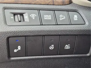 Hyundai SANTA FE 2018 SE Ultimate 4dr SUV
