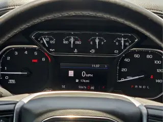 GMC Sierra 1500 Limited 2022 4x4 SLT 4dr Crew Cab 5.8 ft. SB