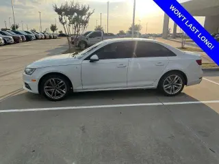 Audi A4 2017 2.0T ultra Premium 4dr Sedan w/Season of Audi selection