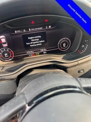 Audi A4 2017 2.0T ultra Premium 4dr Sedan w/Season of Audi selection