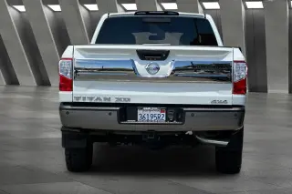 Nissan Titan XD 2018 4x4 Platinum Reserve 4dr Crew Cab (Diesel)