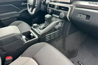 Toyota Tacoma 2024 4x4 TRD Sport 4dr Double Cab 5.0 ft SB 8A