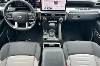 Toyota Tacoma 2024 4x4 TRD Sport 4dr Double Cab 5.0 ft SB 8A