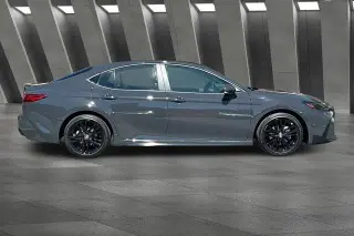 Toyota Camry 2025 SE 4dr Sedan