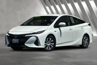 Toyota Prius Prime 2020 XLE 4dr Hatchback