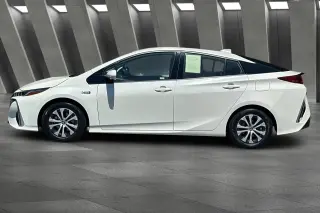 Toyota Prius Prime 2020 XLE 4dr Hatchback