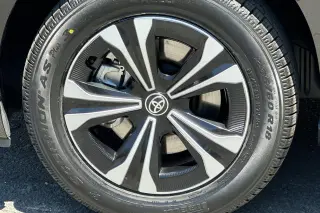 Toyota bZ4X 2024 XLE 4dr Crossover