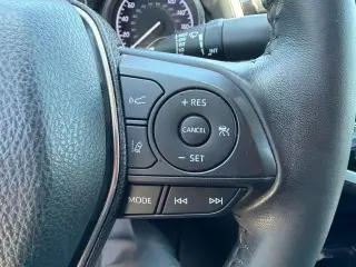Toyota Camry 2020 SE 4dr Sedan