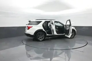 Ford Explorer 2024 AWD XLT 4dr SUV