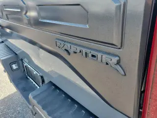 Ford F-150 2018 4x4 Raptor 4dr SuperCrew 5.5 ft. SB