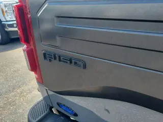 Ford F-150 2018 4x4 Raptor 4dr SuperCrew 5.5 ft. SB