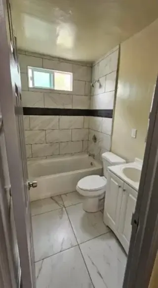 POMONA- APT. DE 2 RECÁMARAS