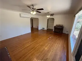 Move in ready home in Corona