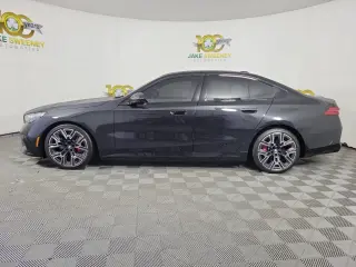 2024 BMW i5