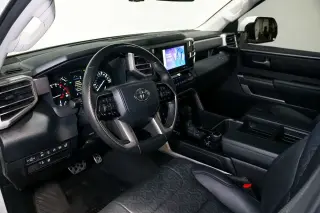 2022 Toyota Tundra 4WD SR5