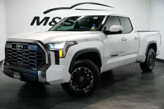2022 Toyota Tundra 4WD SR5