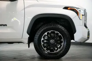 2022 Toyota Tundra 4WD SR5
