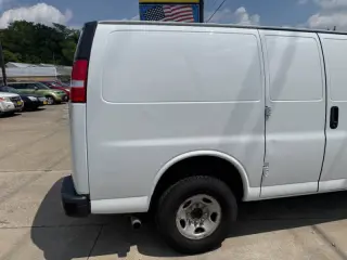 2019 Chevrolet Express 2500