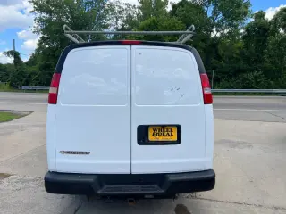 2018 Chevrolet Express 2500