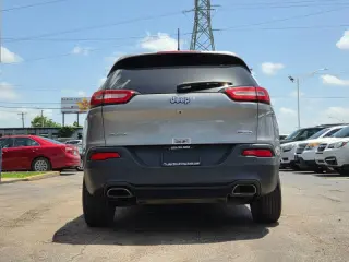 2016 Jeep Cherokee