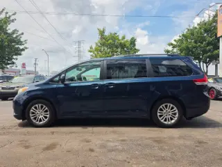 2012 Toyota Sienna