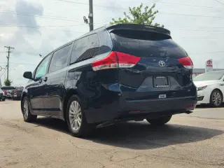 2012 Toyota Sienna