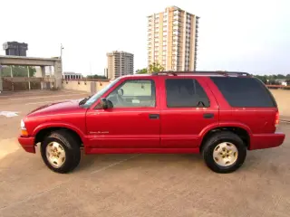2000 CHEVROLET BLAZER