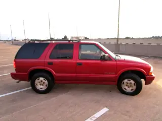 2000 CHEVROLET BLAZER
