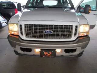 2004 FORD EXCURSION