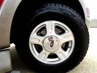 2004 FORD EXPEDITION