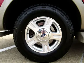2004 FORD EXPEDITION