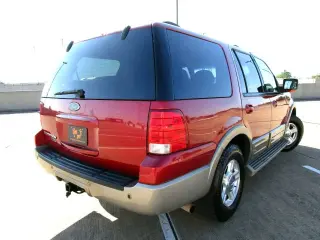 2004 FORD EXPEDITION