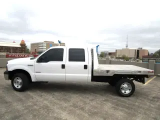 2005 FORD F350 SUPER DUTY CREW CAB