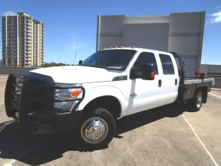 2016 FORD F350 SUPER DUTY CREW CAB & CHASSIS
