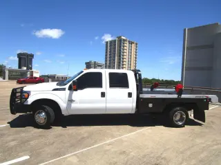 2016 FORD F350 SUPER DUTY CREW CAB & CHASSIS
