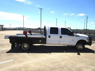 2016 FORD F350 SUPER DUTY CREW CAB & CHASSIS
