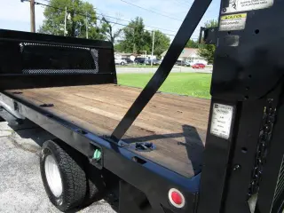 2013 FORD F350 SUPER DUTY REGULAR CAB & CHASSIS