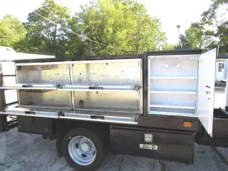 2014 FORD F550 SUPER DUTY REGULAR CAB & CHASSIS