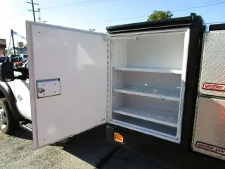 2014 FORD F550 SUPER DUTY REGULAR CAB & CHASSIS